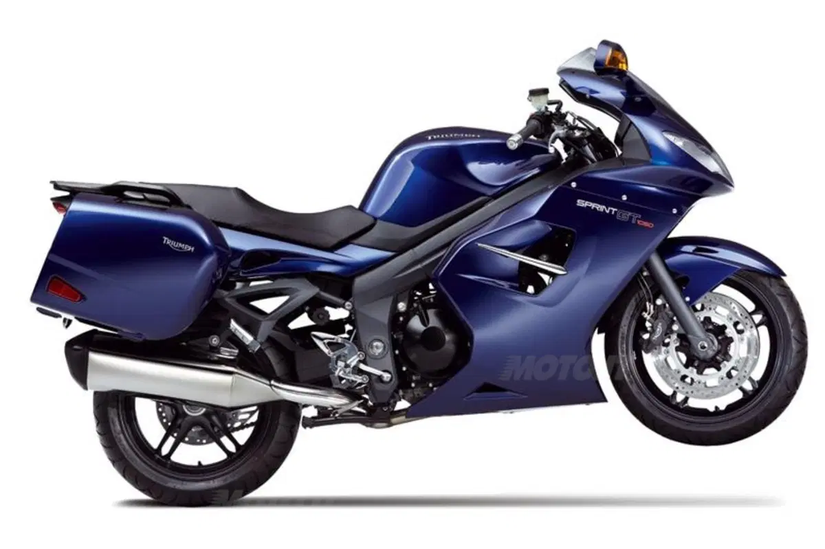 Le prime impressioni in sella alla Triumph Sprint GT 2011   (4)