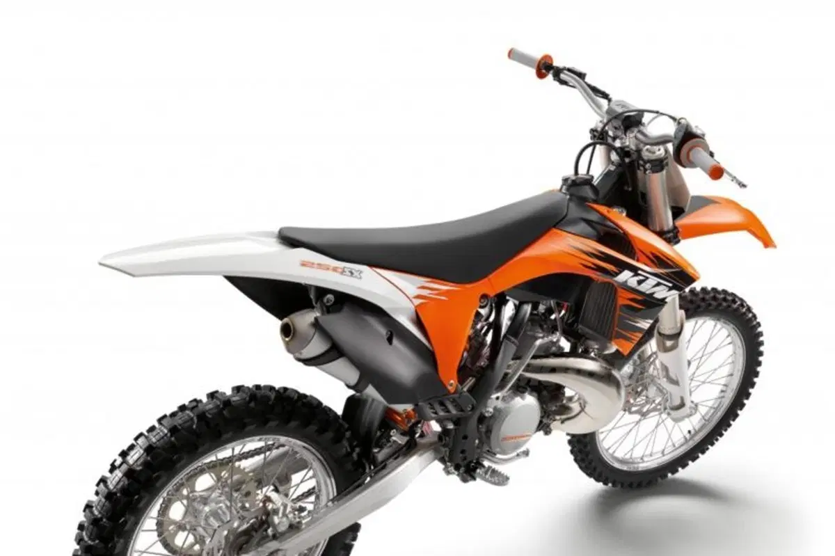 KTM presenta la gamma offroad 2011 (20)
