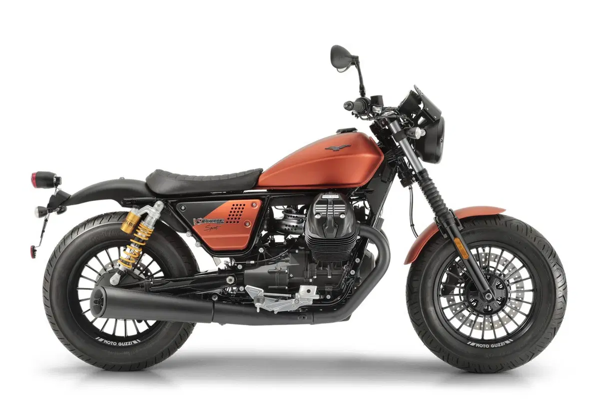 Moto Guzzi V9 V9 Bobber Sport (2019 - 20) (3)
