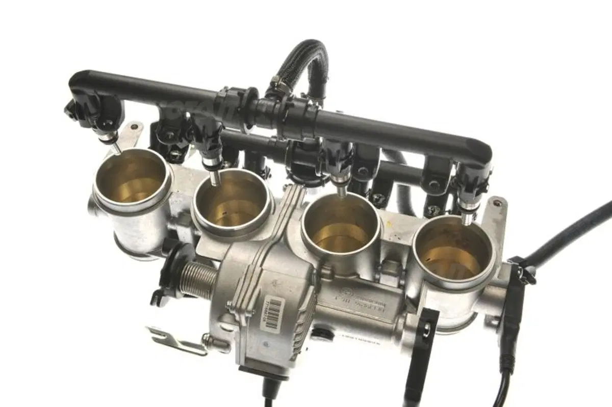 I segreti del 4 cilindri della BMW S1000RR (6)