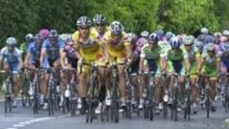 Nico Cereghini: &quot;Ciclisti in fila per tre&quot;