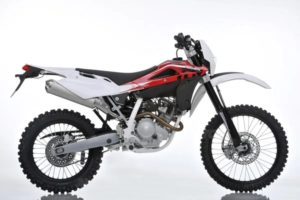 Le nuove Husqvarna 125 quattro tempi TE 125 ed SMS4 (4)