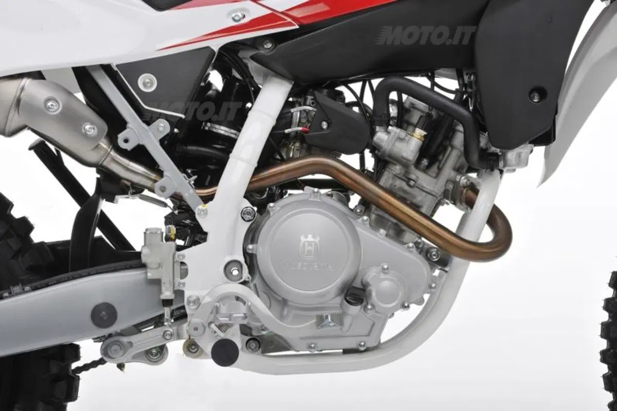 Le nuove Husqvarna 125 quattro tempi TE 125 ed SMS4 (6)