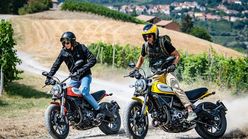 Ducati Scrambler Icon 2019. Foto, video e dati