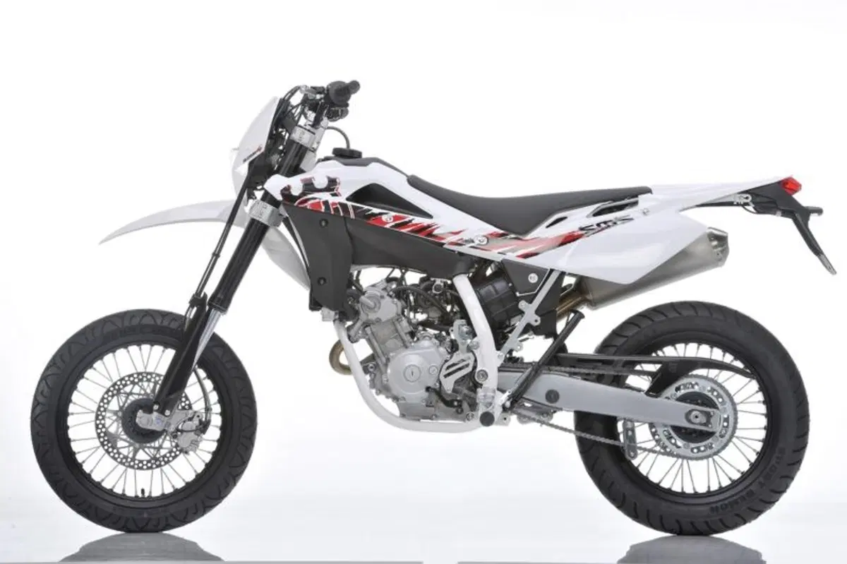Le nuove Husqvarna 125 quattro tempi TE 125 ed SMS4 (16)