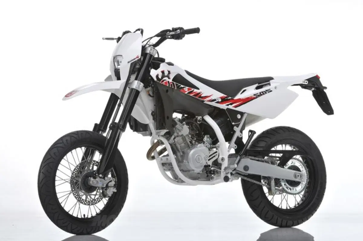 Le nuove Husqvarna 125 quattro tempi TE 125 ed SMS4 (18)