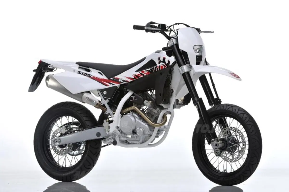 Le nuove Husqvarna 125 quattro tempi TE 125 ed SMS4 (24)