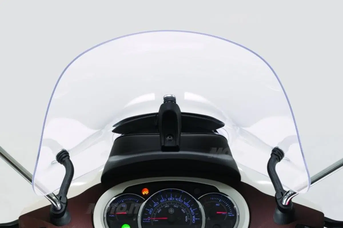 Piaggio Beverly 125 e 300   (23)