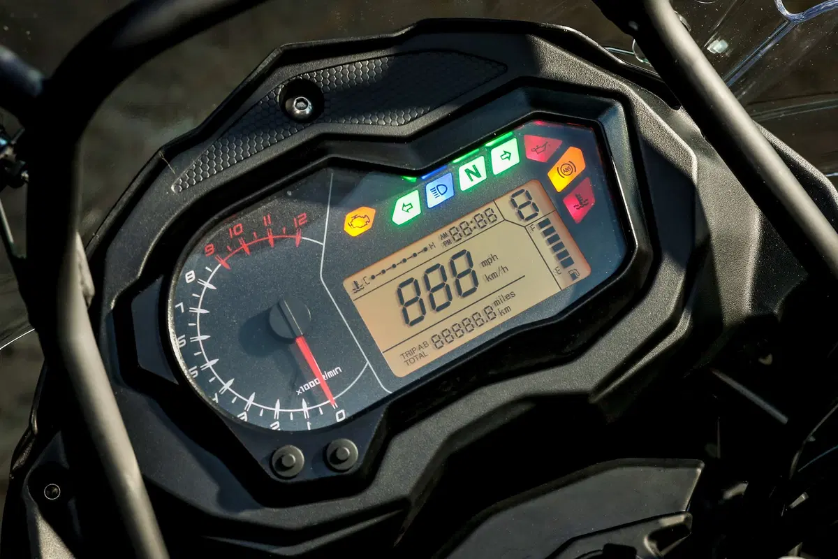 Benelli TRK 502X