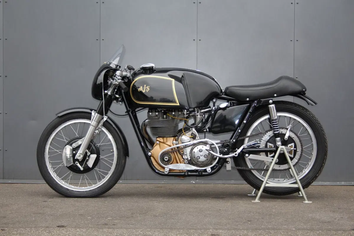 AJS 7R, in vendita le moto che hanno conquistato tre titoli di fila all’Isola di Man (6)
