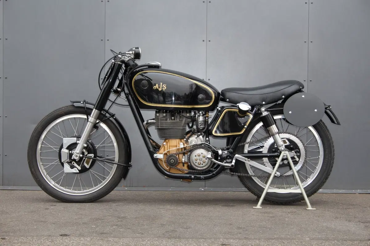 AJS 7R, in vendita le moto che hanno conquistato tre titoli di fila all’Isola di Man (11)