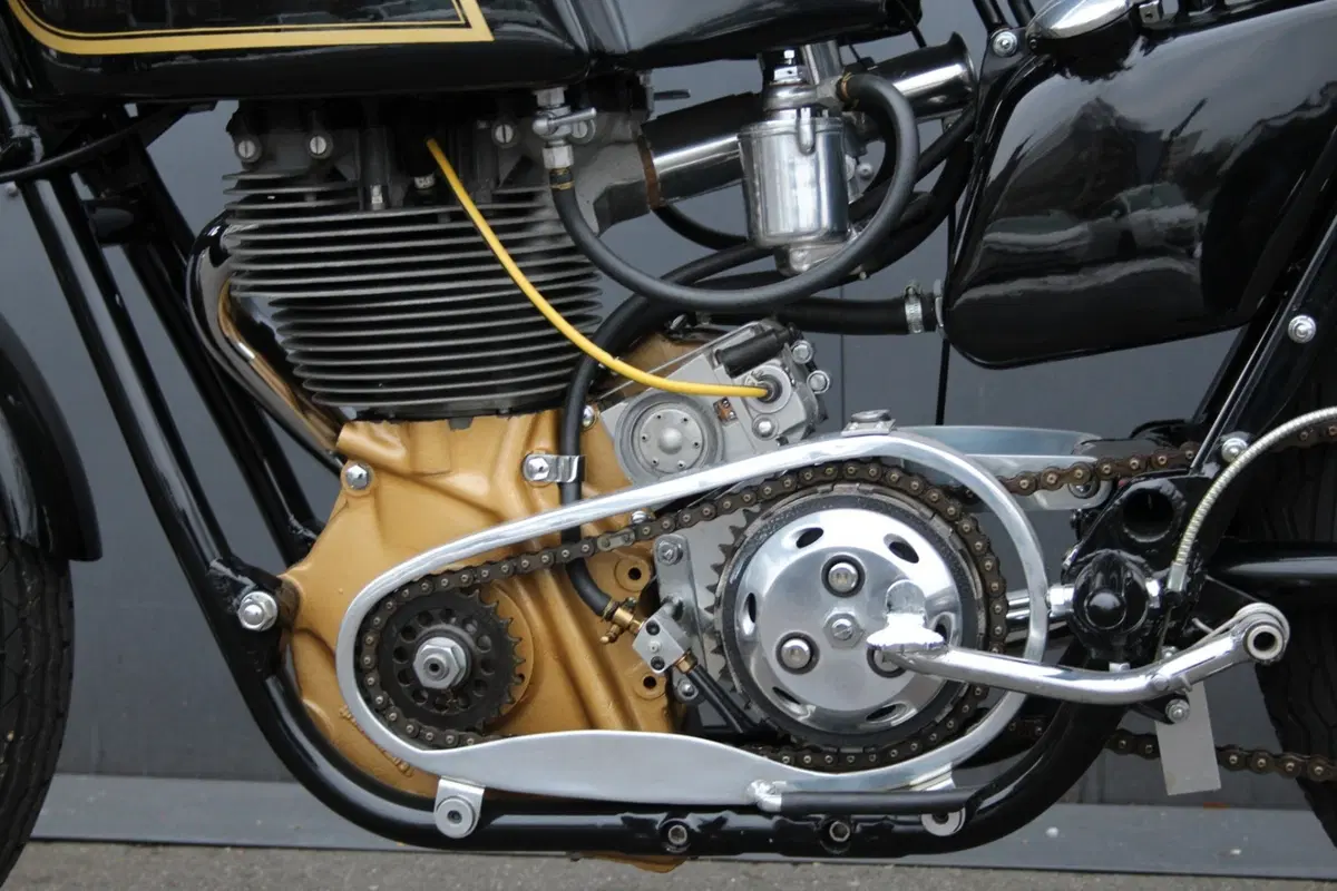 AJS 7R, in vendita le moto che hanno conquistato tre titoli di fila all’Isola di Man (15)