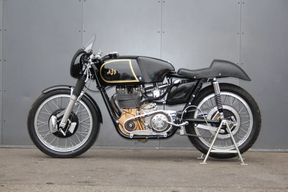 AJS 7R, in vendita le moto che hanno conquistato tre titoli di fila all’Isola di Man (16)
