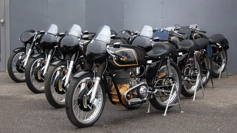 AJS 7R, in vendita le moto che hanno conquistato tre titoli di fila all&rsquo;Isola di Man