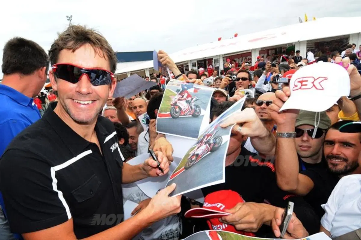 Troy Bayliss torna in Superbike! (4)