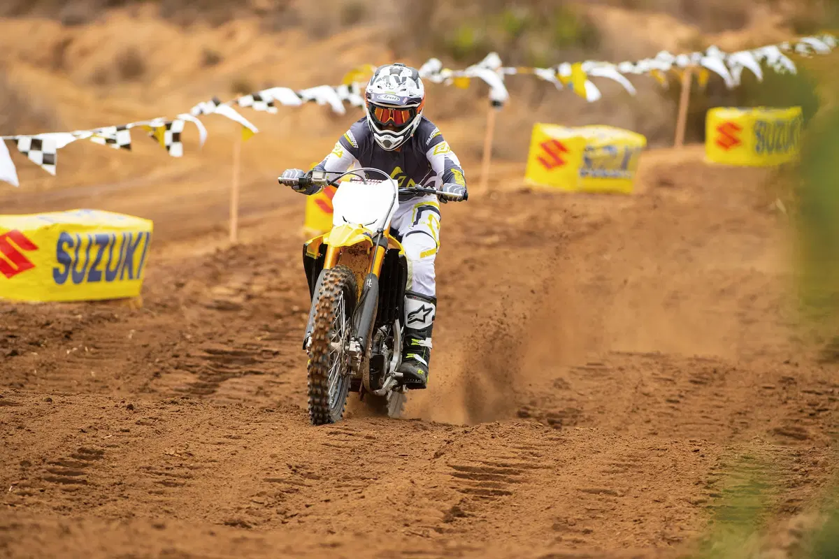 Suzuki RM-Z 250 2019: nuovo telaio, e non solo (11)