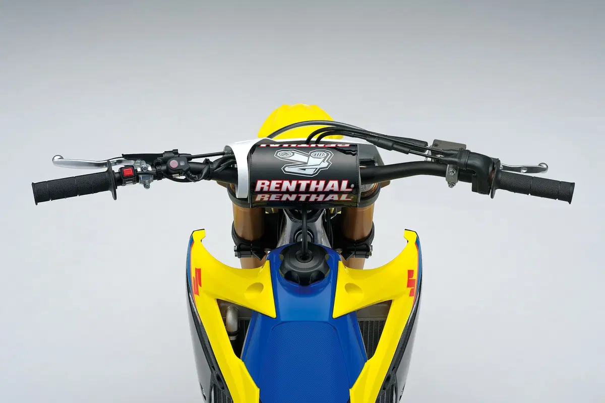 Suzuki RM-Z 250 2019: nuovo telaio, e non solo (26)