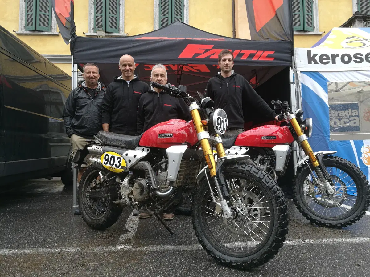 Fantic Motor Caballero Scrambler 250: l'abbiamo provata su strada e in gara (11)