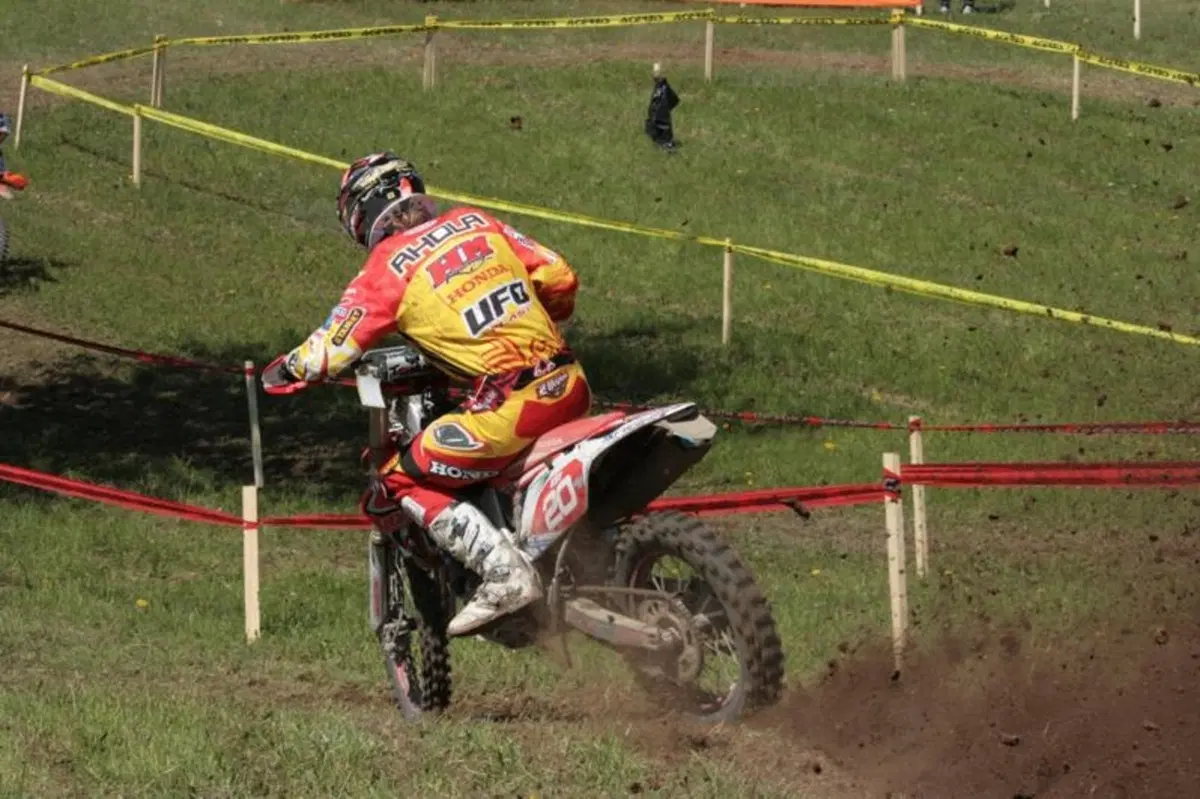 Mondiale di Enduro. Le Valli Bergamasche portano in trionfo Meo e Ahola (3)