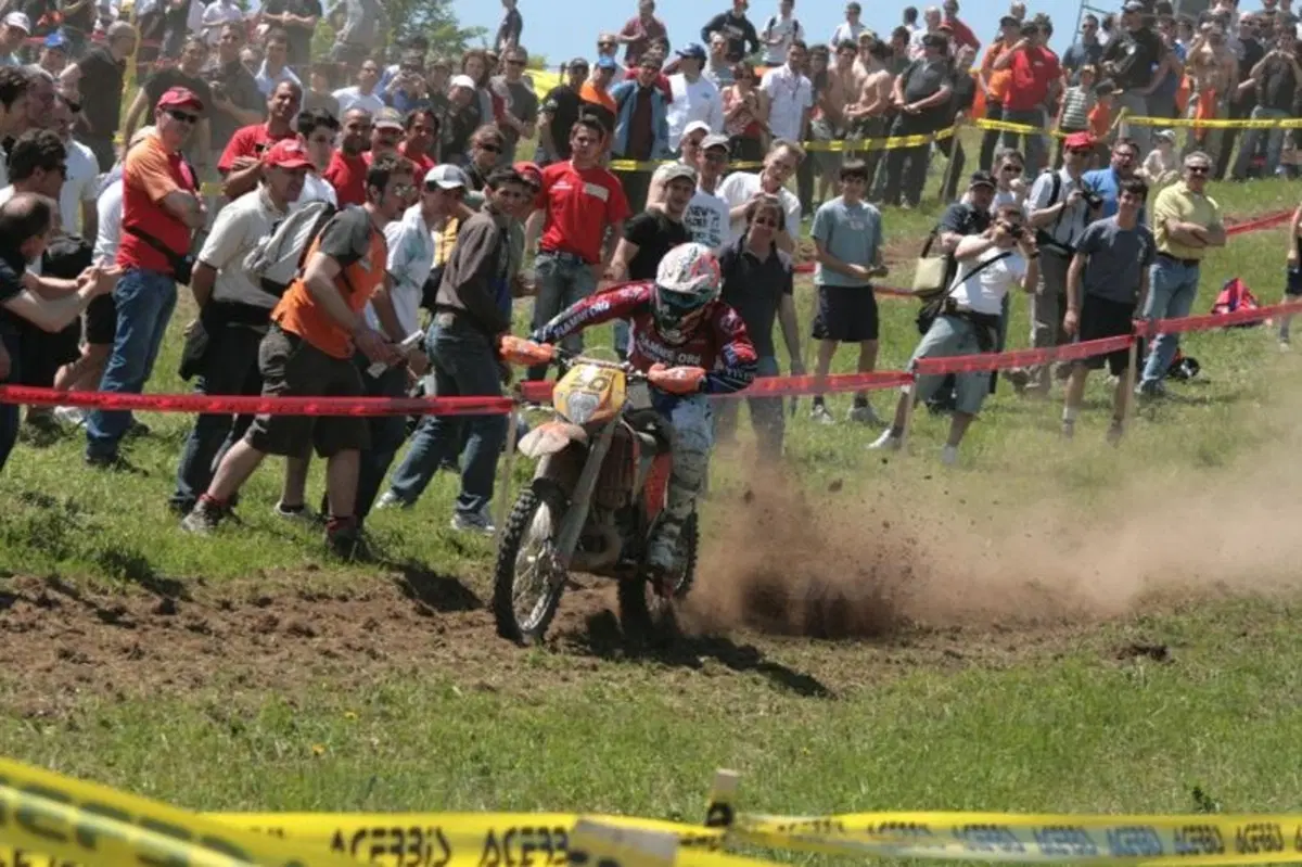 Mondiale di Enduro. Le Valli Bergamasche portano in trionfo Meo e Ahola (5)