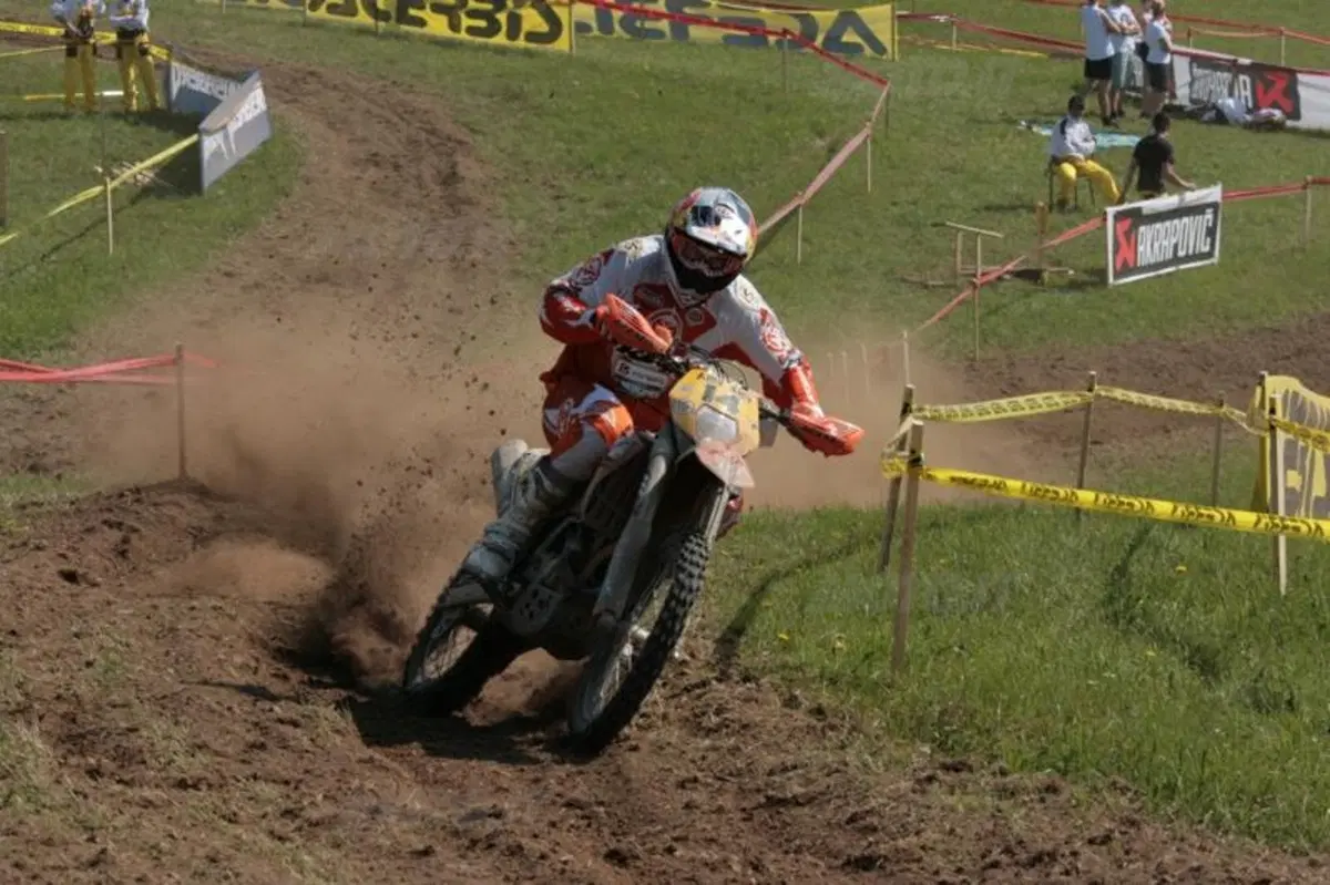 Mondiale di Enduro. Le Valli Bergamasche portano in trionfo Meo e Ahola (17)