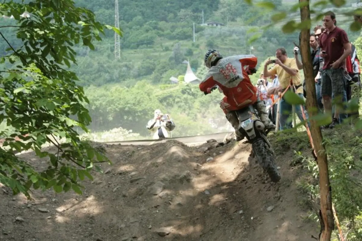 Mondiale di Enduro. Le Valli Bergamasche portano in trionfo Meo e Ahola (18)