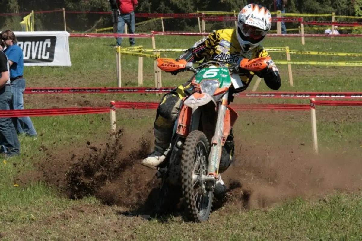 Mondiale di Enduro. Le Valli Bergamasche portano in trionfo Meo e Ahola (30)