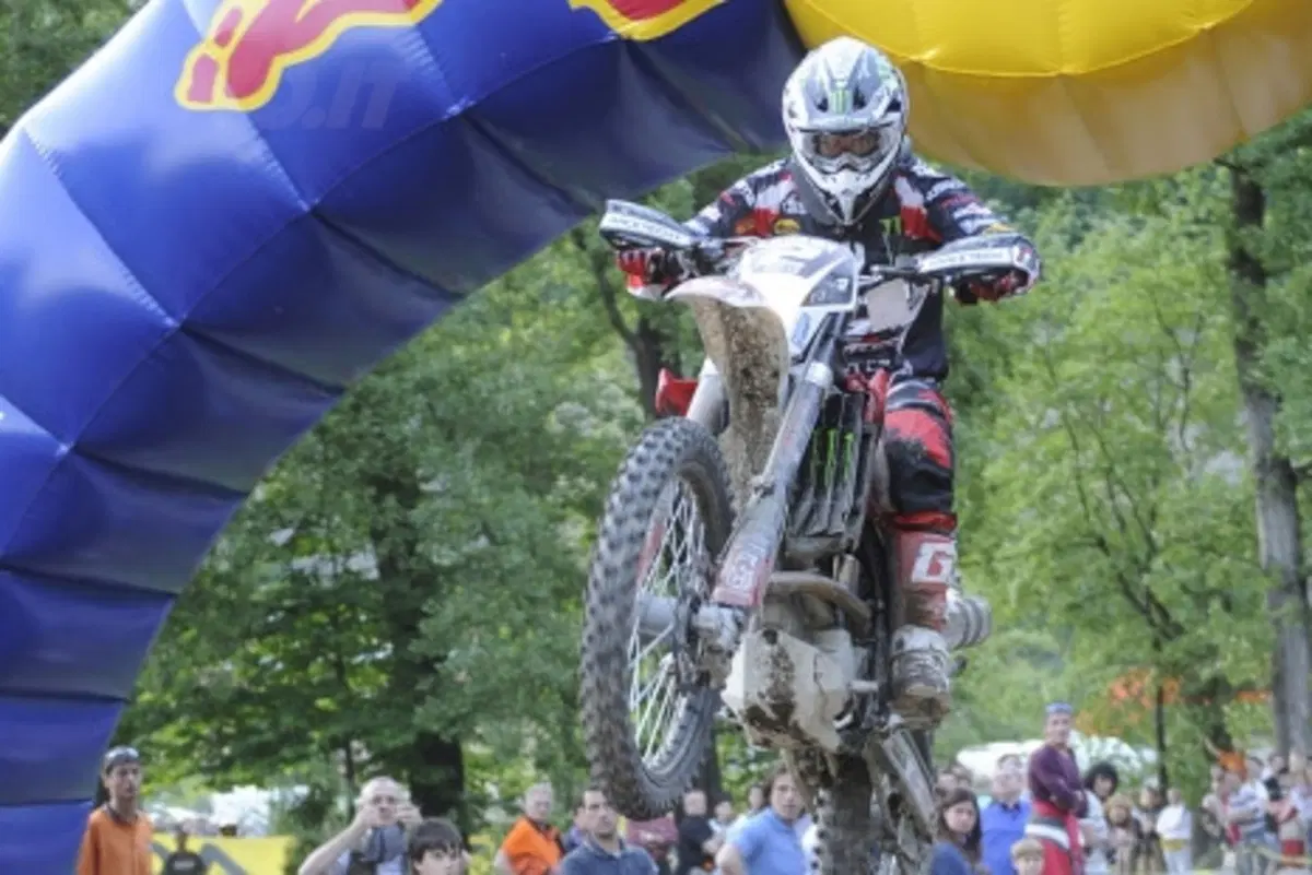 Mondiale di Enduro. Le Valli Bergamasche portano in trionfo Meo e Ahola (34)