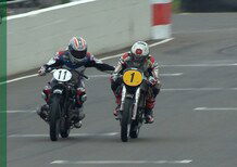 Corser vs. McGuinness sulle moto d'epoca a Goodwood