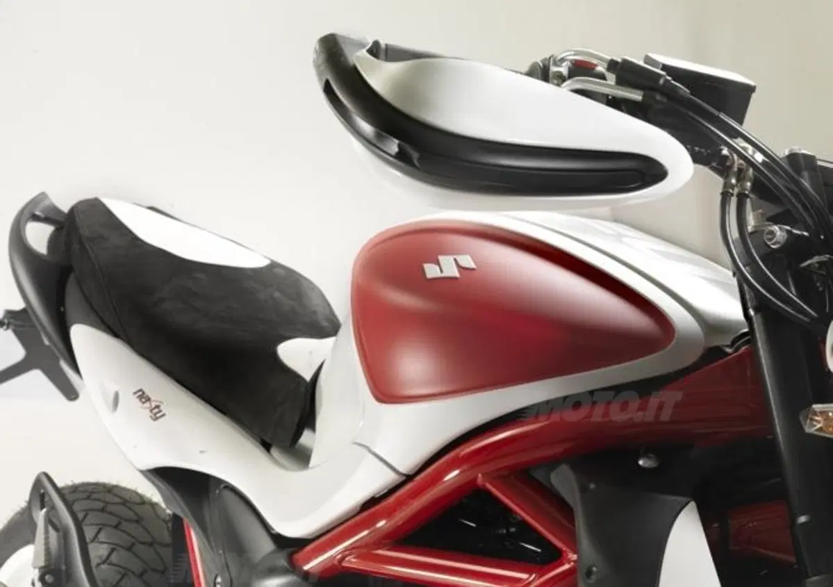 Special. La Suzuki Gladius diventa "NaSty"