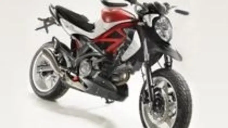 Special. La Suzuki Gladius diventa "NaSty"