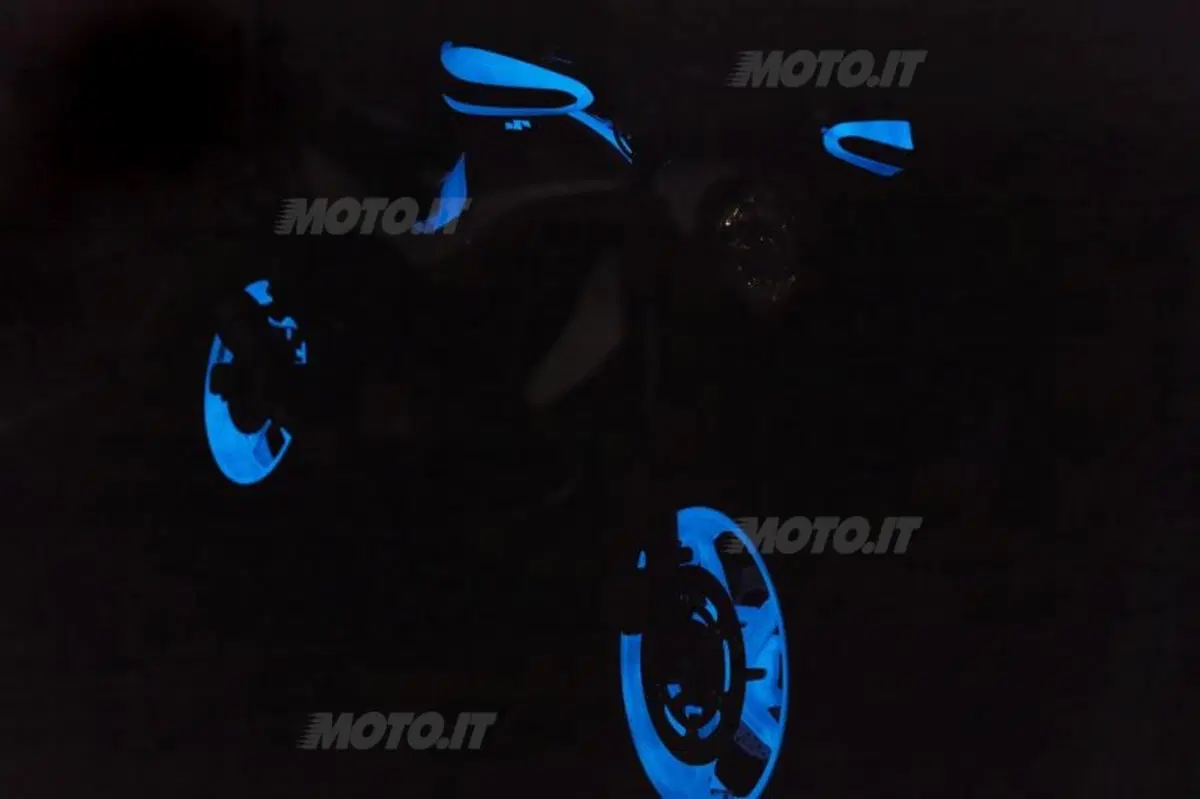 Special. La Suzuki Gladius diventa "NaSty" (7)