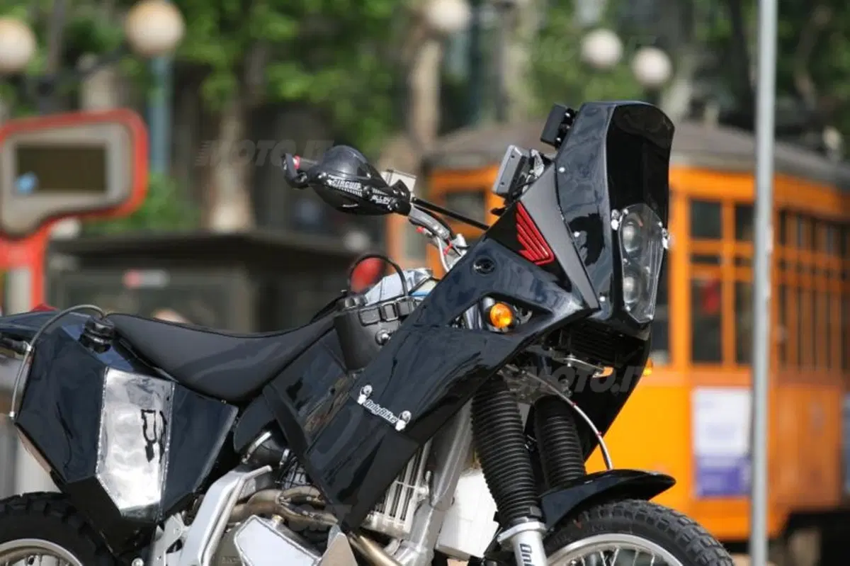 Honda XR 650 Only Bike (8)