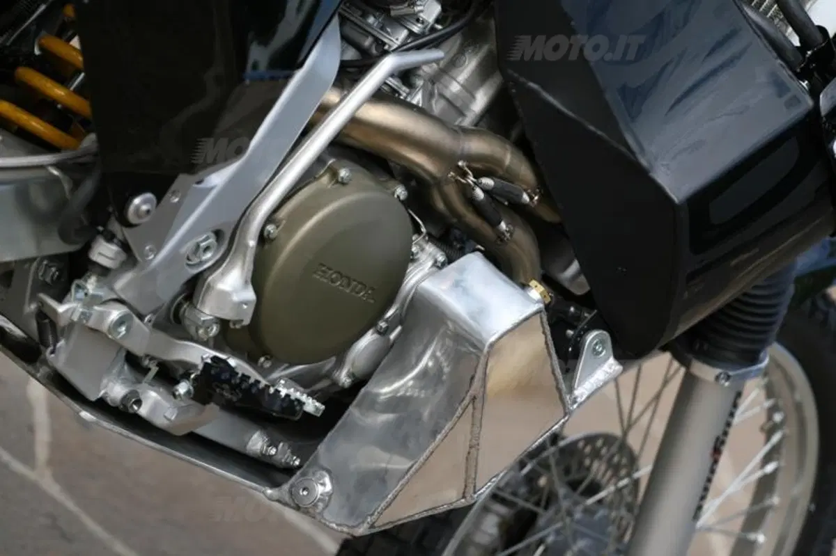 Honda XR 650 Only Bike (18)