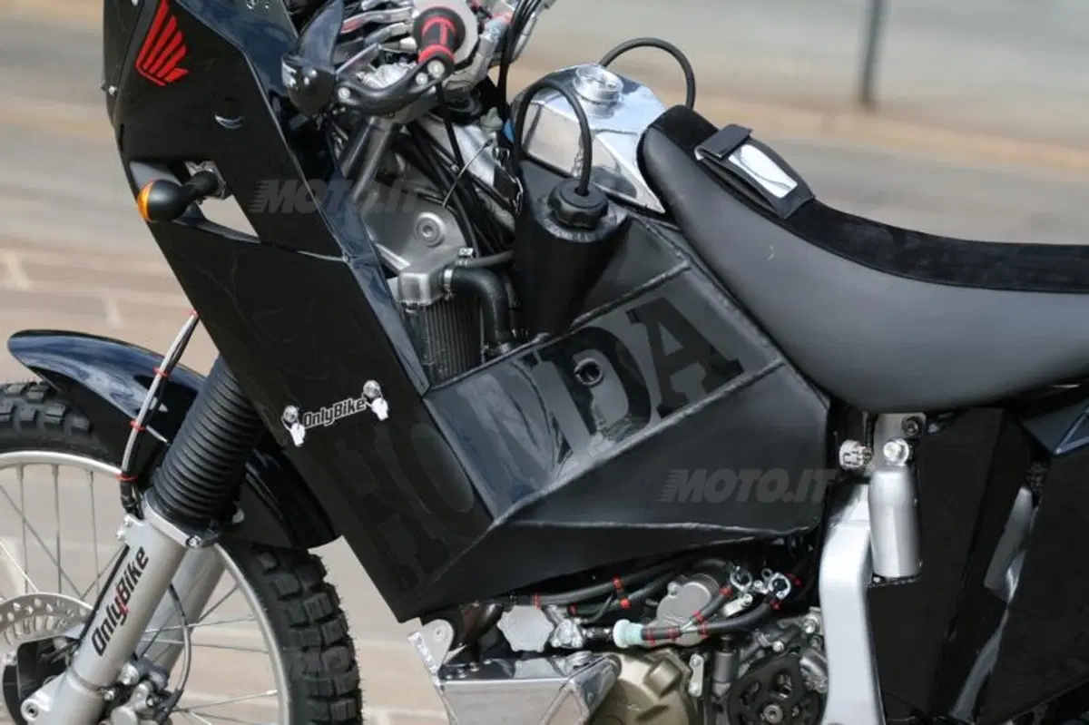 Honda XR 650 Only Bike (30)
