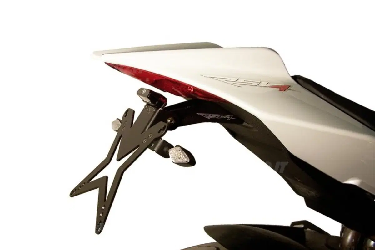 LLS Racing accessori per Aprilia RSV4R e Factory (7)