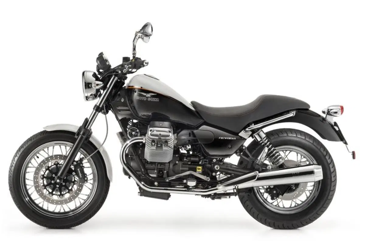 Arriva la nuova Moto Guzzi Nevada Anniversario (3)