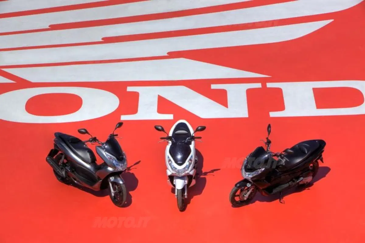 Honda PCX 125   (16)