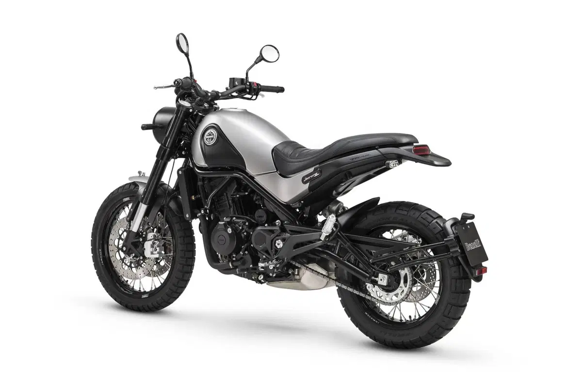 Benelli Leoncino 500 Trail (2021 - 26) (4)