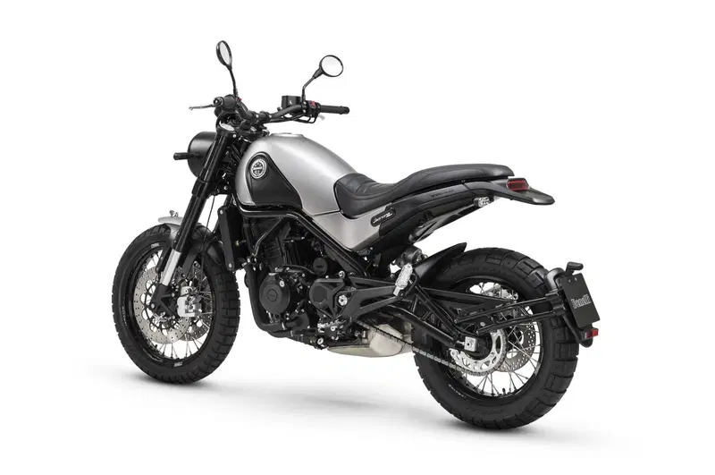 Benelli Leoncino 500 Trail (2021 - 26) (4)