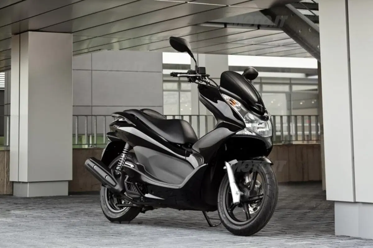 Honda PCX 125   (22)