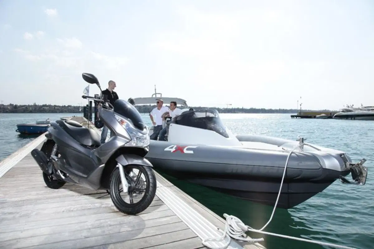 Honda PCX 125   (27)