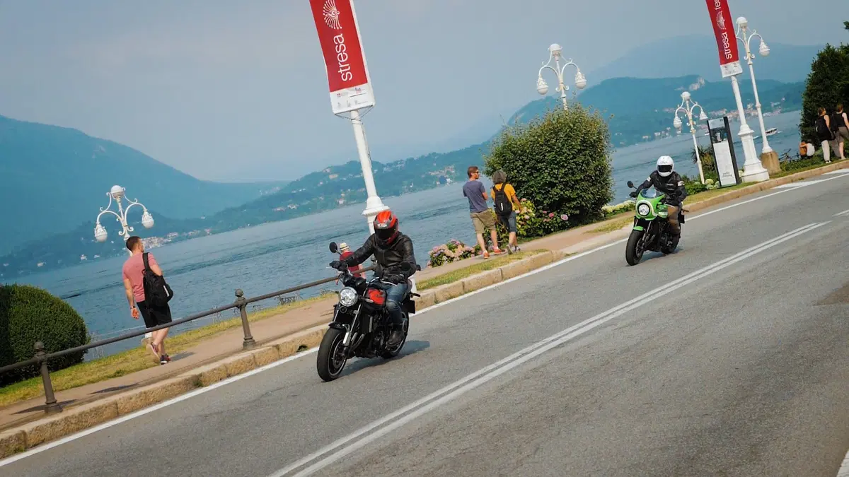 Kawasaki Z 900RS e Z 900RS CAFE: sfida in famiglia (3)