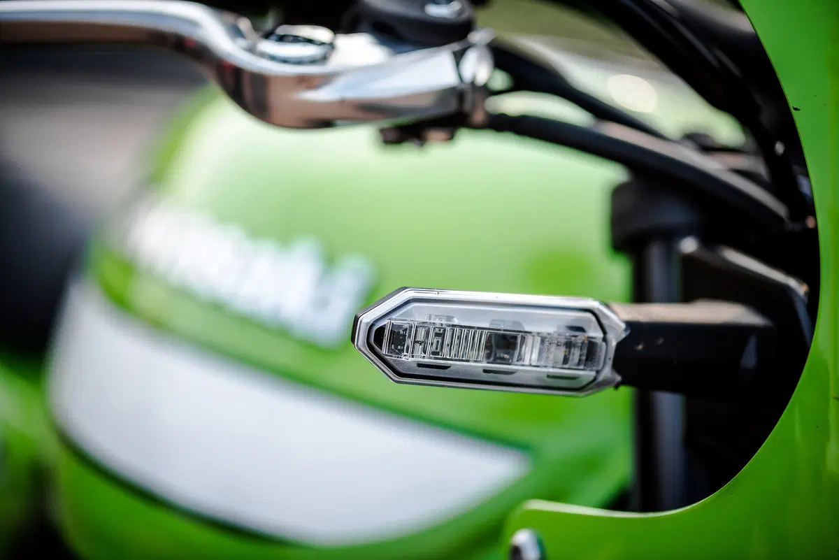 Kawasaki Z 900RS e Z 900RS CAFE: sfida in famiglia (21)