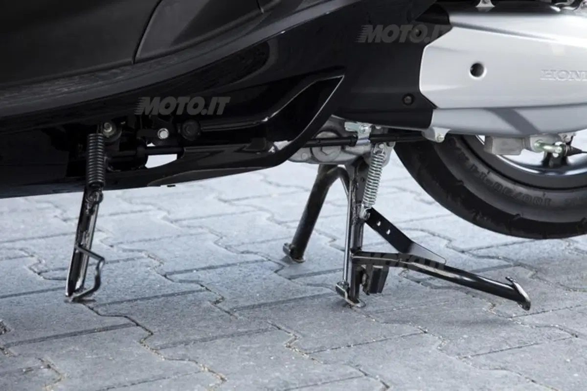 Honda PCX 125   (39)