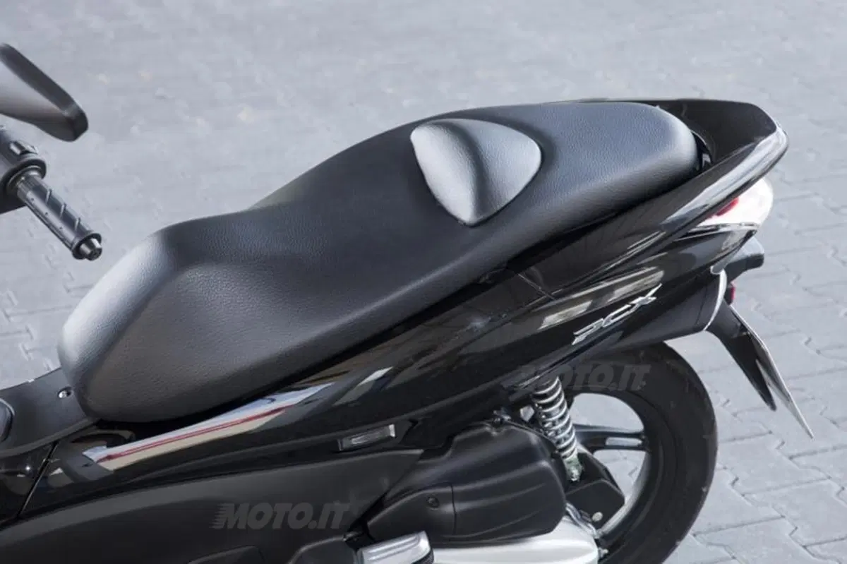 Honda PCX 125   (40)