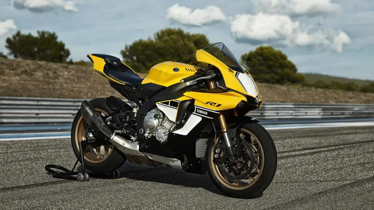 Yamaha YZF R1 60th Anniversary (2015 - 16)