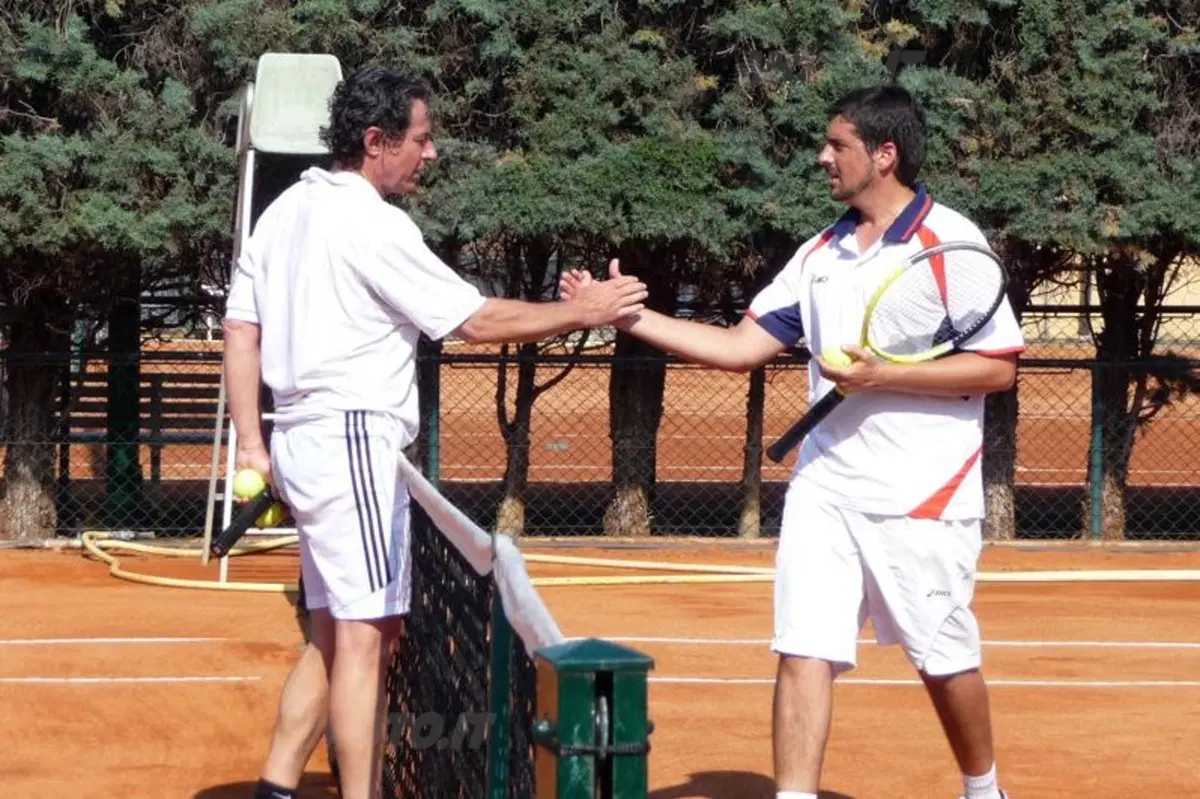 Una Vespa S 50 College al vincitore del Vespa Tennis Tour (3)
