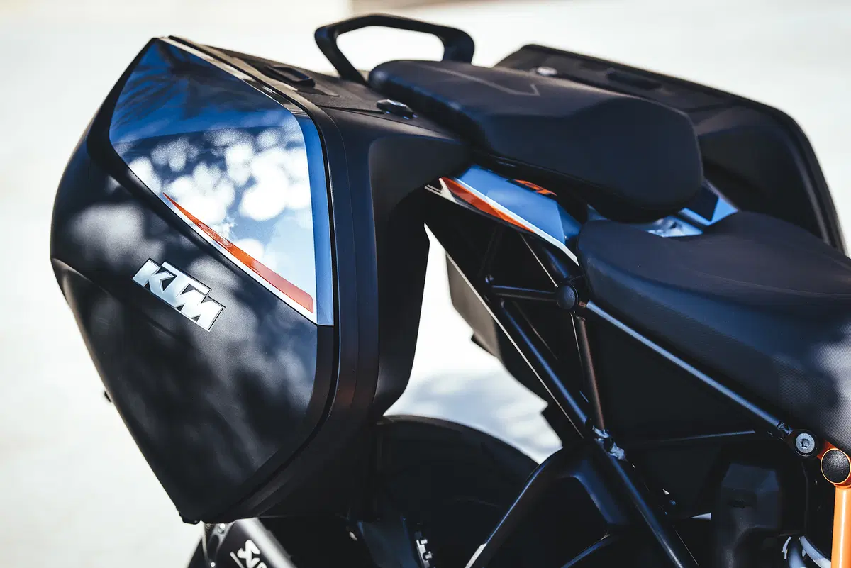 KTM SuperDuke 1290 GT (34)
