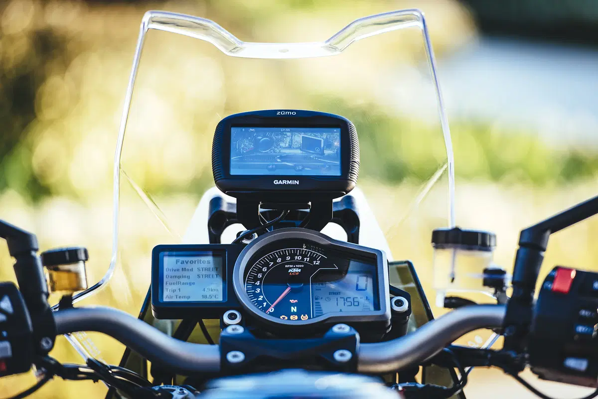 KTM SuperDuke 1290 GT (36)